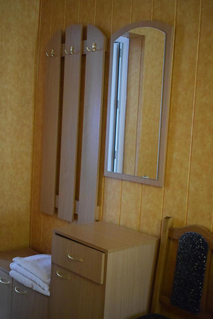 Готель Constancia Кам'янець-Подільский Екстер'єр фото